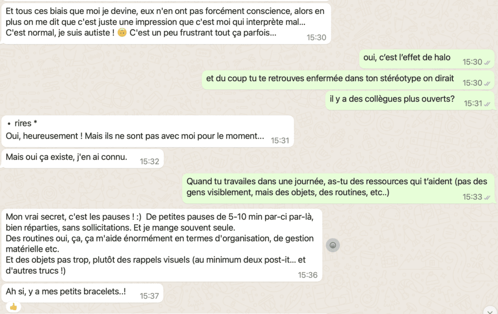 Image d'une conversation entre Plume de Bleuet et Alexia d'Hapyk sur son expérience en tant que femme autiste